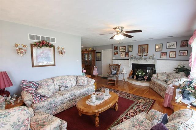 831 S Mansion Street, Sullivan, MO 63080