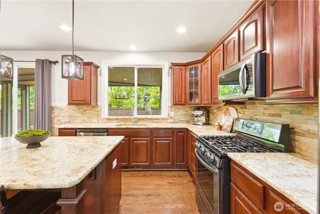 28302 239th Street, Maple Valley, WA 98038
