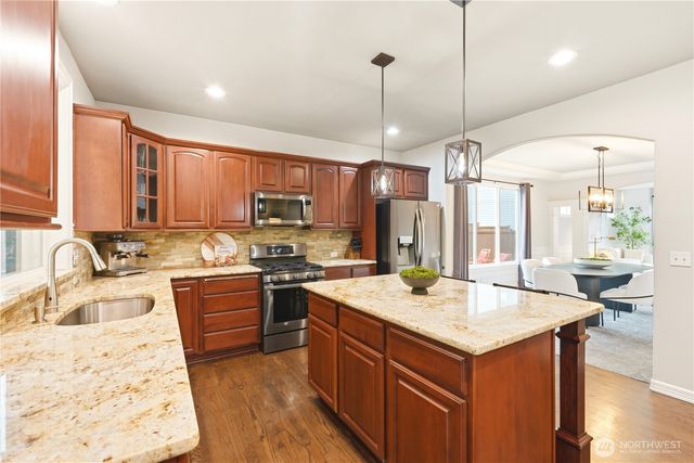 28302 239th Street, Maple Valley, WA 98038