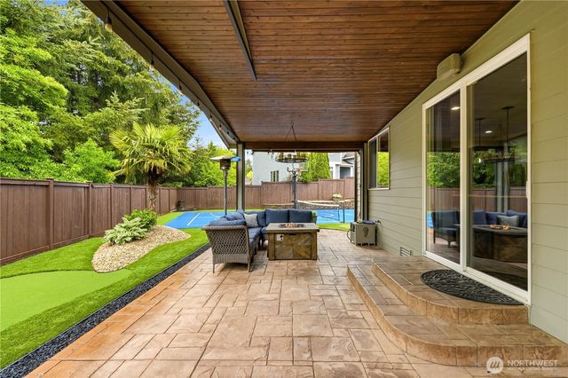 28302 239th Street, Maple Valley, WA 98038