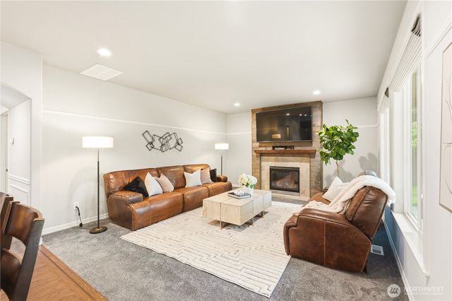 28302 239th Street, Maple Valley, WA 98038