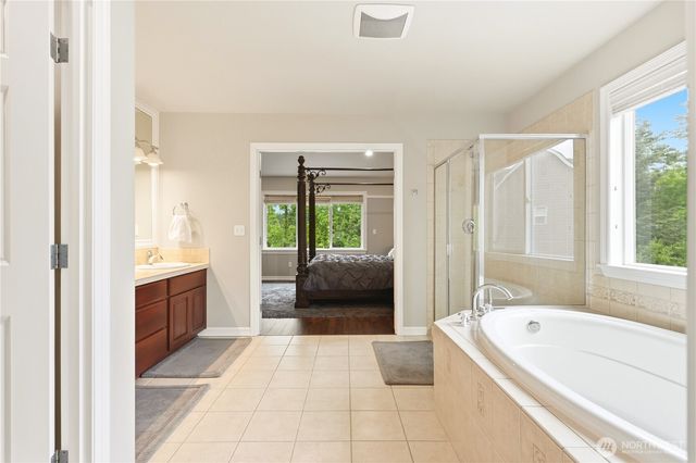 28302 239th Street, Maple Valley, WA 98038