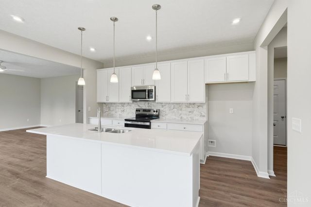 1204 Eagle Boulevard, Hamilton Twp, OH 45039