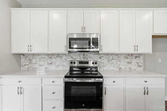 1204 Eagle Boulevard, Hamilton Twp, OH 45039