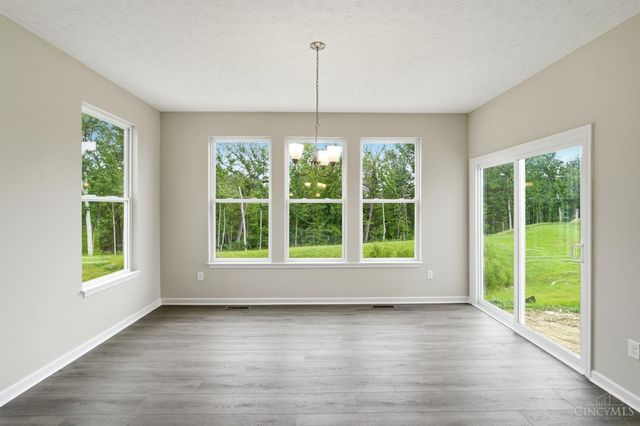 1204 Eagle Boulevard, Hamilton Twp, OH 45039