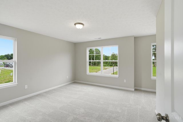 1204 Eagle Boulevard, Hamilton Twp, OH 45039