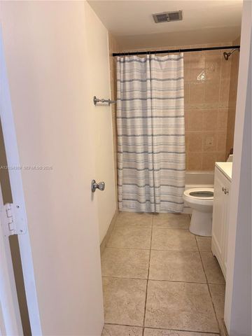 4154 Inverrary Drive 206, Lauderhill, FL 33319