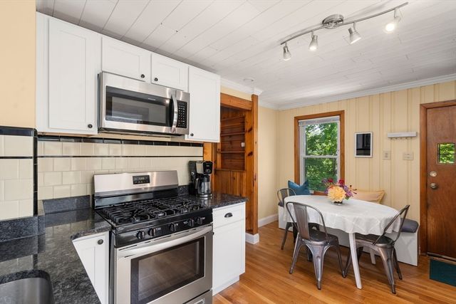 352 Whiting, Dedham, MA 02026