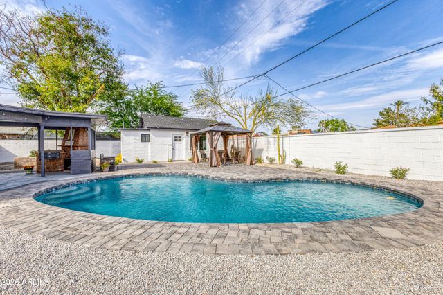 1913 N 22ND Place, Phoenix, AZ 85006