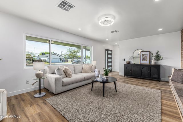 1913 N 22ND Place, Phoenix, AZ 85006