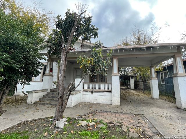 1718 E CROCKETT ST, San Antonio, TX 78202