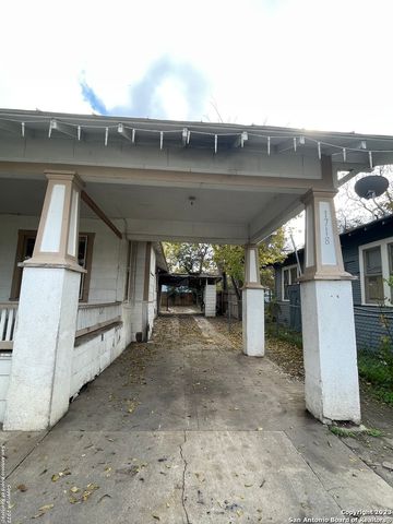 1718 E CROCKETT ST, San Antonio, TX 78202