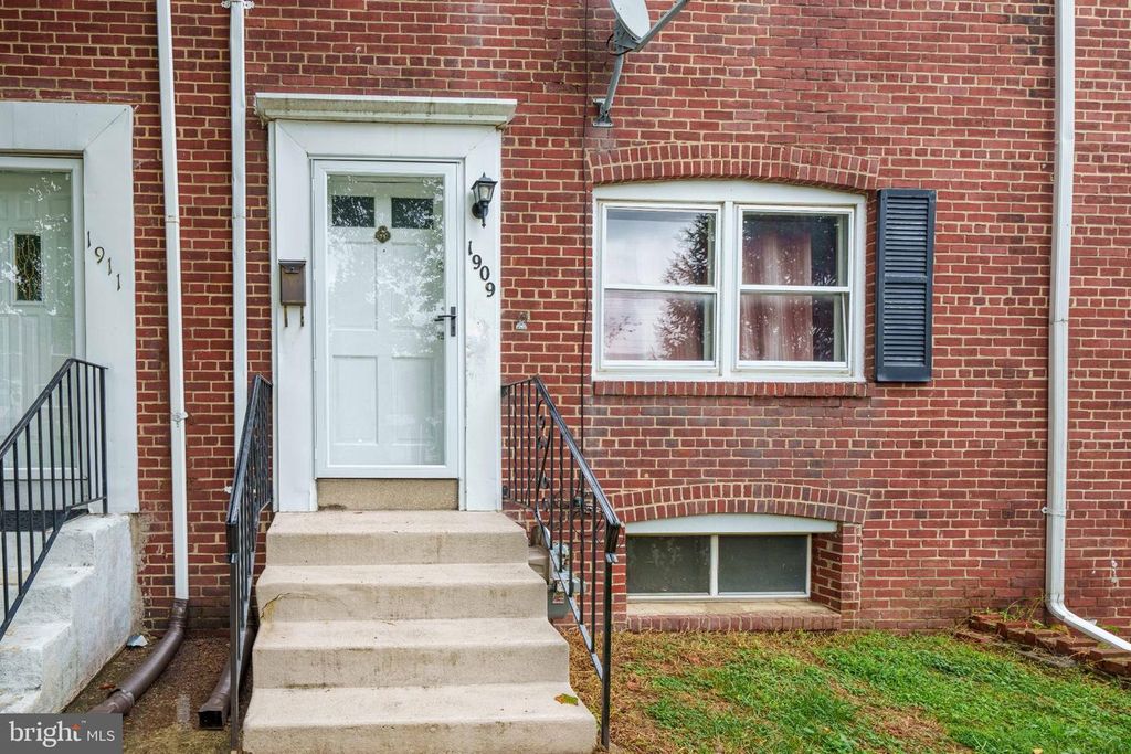 1909 PROSPECT RD, WILMINGTON, DE 19805 — exterior