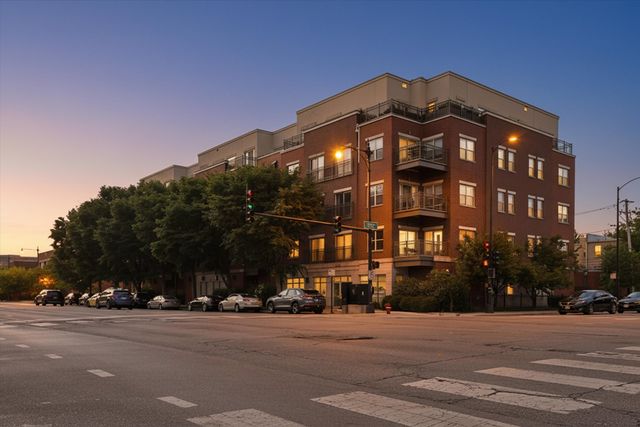 1155 W Roosevelt Road 404, Chicago, IL 60608
