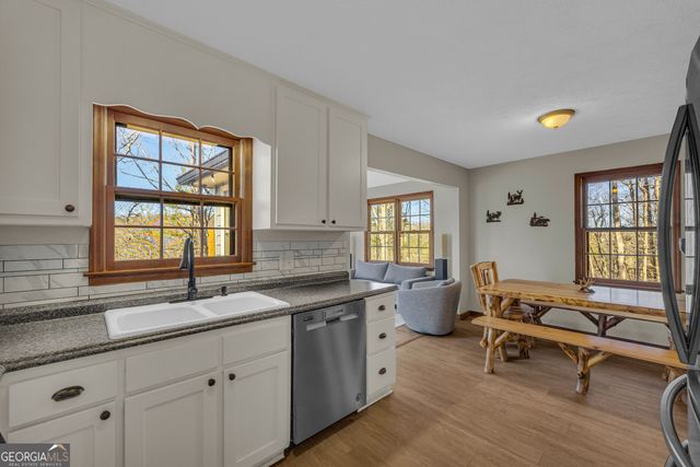 699 Cobblestone Lane, Demorest, GA 30535