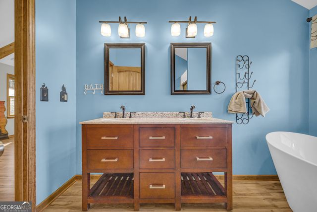 699 Cobblestone Lane, Demorest, GA 30535