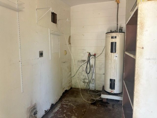 755 75TH AVENUE N, St Petersburg, FL 33702