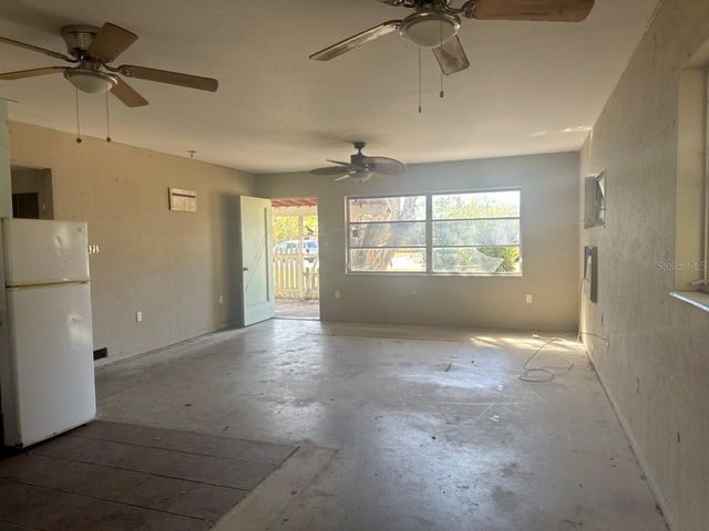 755 75TH AVENUE N, St Petersburg, FL 33702