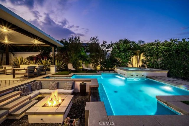 8541 Kelso Drive, Huntington Beach, CA 92646