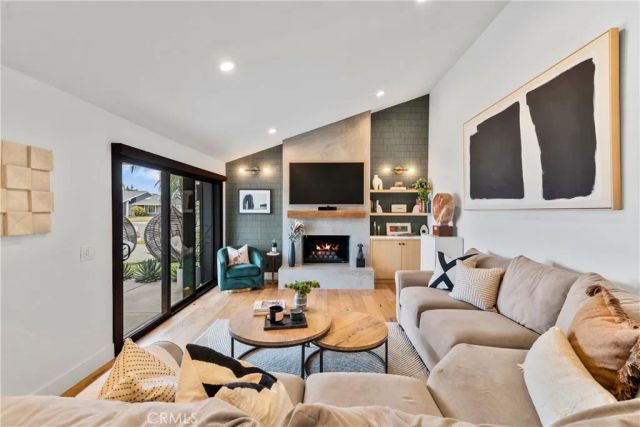 8541 Kelso Drive, Huntington Beach, CA 92646
