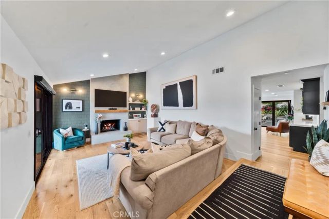 8541 Kelso Drive, Huntington Beach, CA 92646