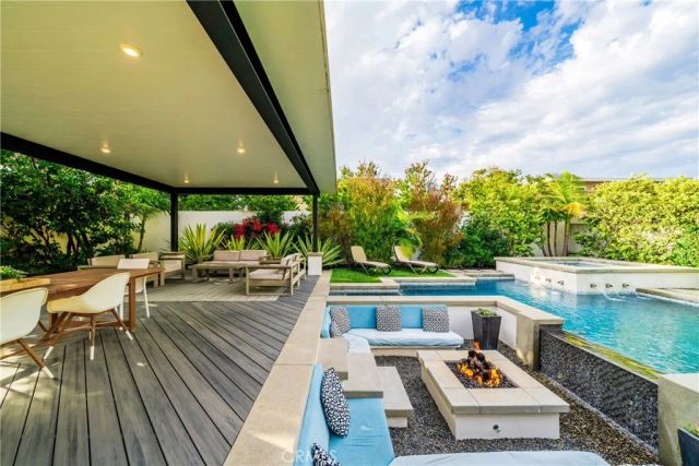 8541 Kelso Drive, Huntington Beach, CA 92646