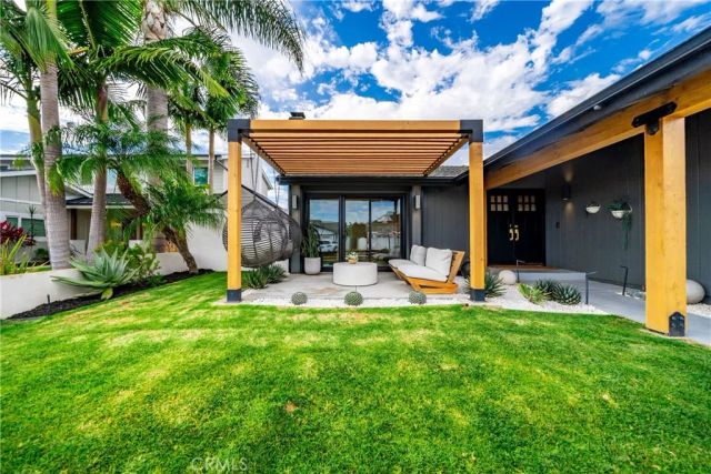 8541 Kelso Drive, Huntington Beach, CA 92646