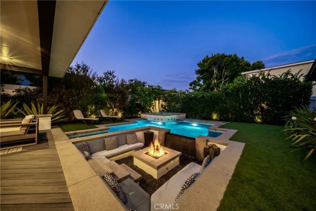 8541 Kelso Drive, Huntington Beach, CA 92646