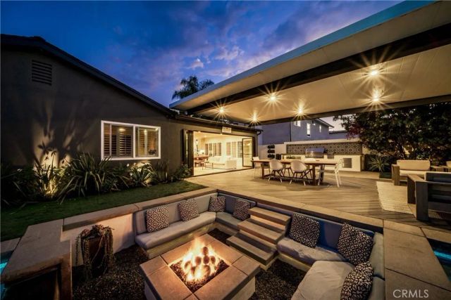 8541 Kelso Drive, Huntington Beach, CA 92646
