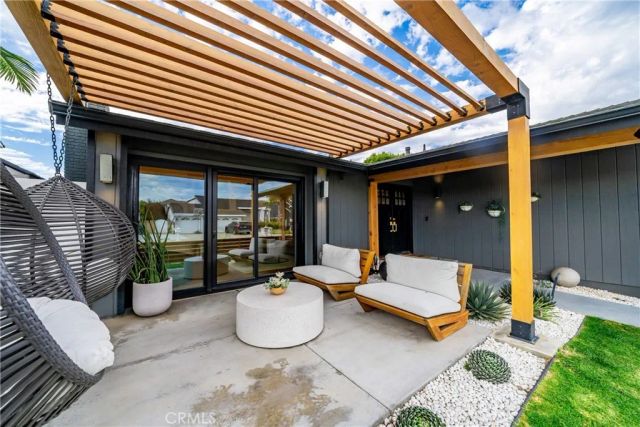 8541 Kelso Drive, Huntington Beach, CA 92646