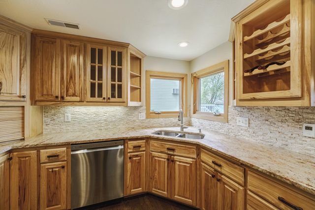 3010 Fairview Road SW, Prior Lake, MN 55372