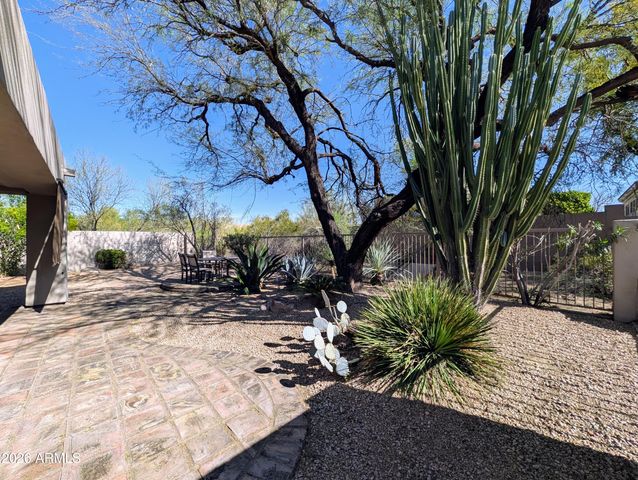 7089 E WHISPERING MESQUITE Trail, Scottsdale, AZ 85266
