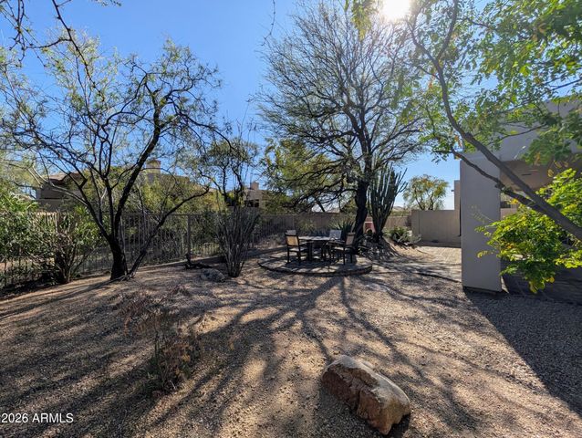 7089 E WHISPERING MESQUITE Trail, Scottsdale, AZ 85266