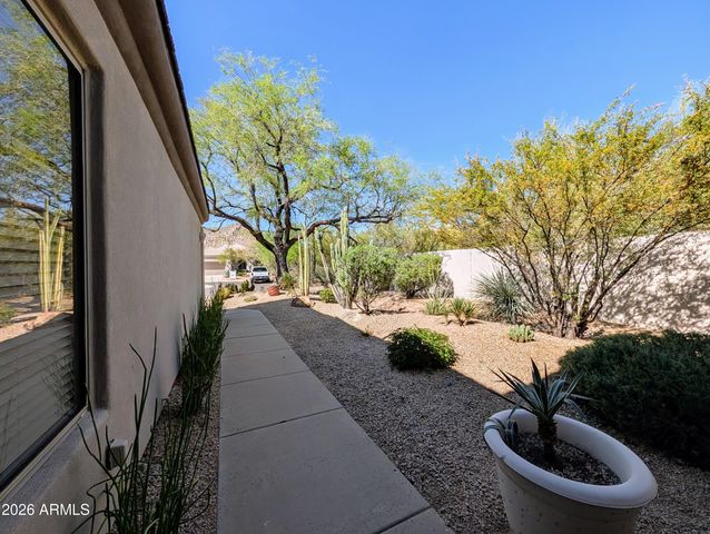 7089 E WHISPERING MESQUITE Trail, Scottsdale, AZ 85266