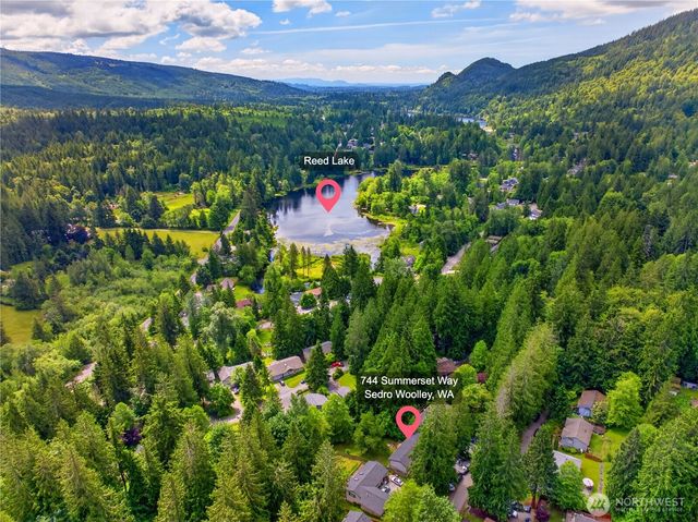 744 Summerset Way, Sedro Woolley, WA 98284