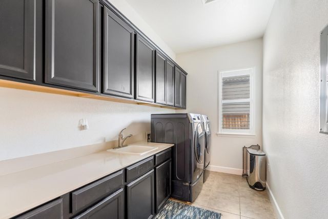 7922 Cinnamon Way, Gilroy, CA 95020