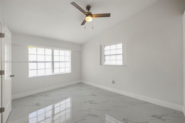 19611 NW 4th Ave, Miami Gardens, FL 33169