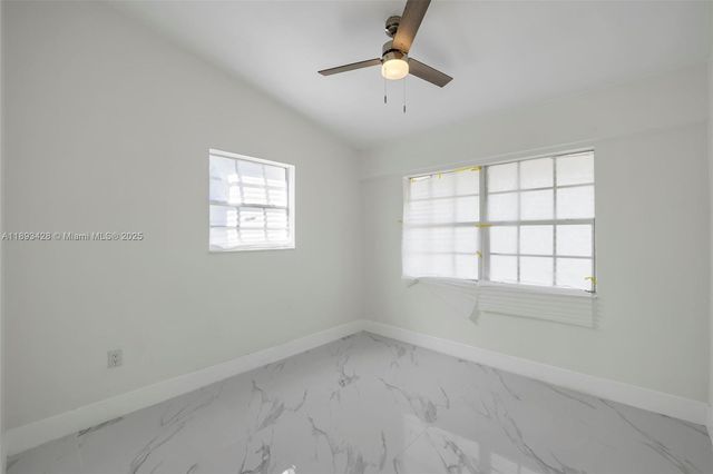 19611 NW 4th Ave, Miami Gardens, FL 33169