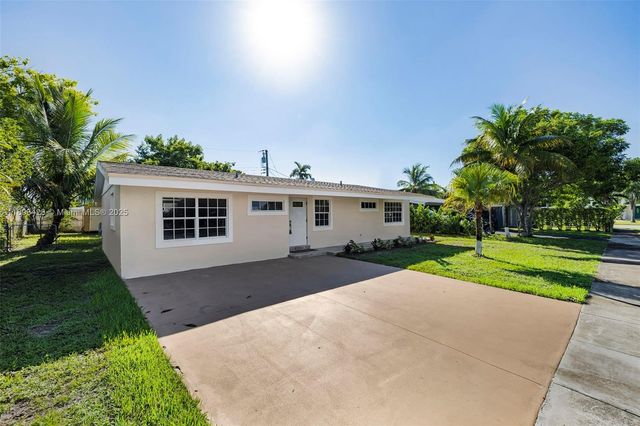 19611 NW 4th Ave, Miami Gardens, FL 33169