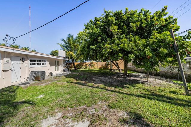 19611 NW 4th Ave, Miami Gardens, FL 33169