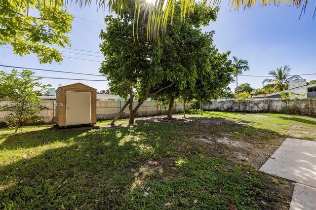 19611 NW 4th Ave, Miami Gardens, FL 33169