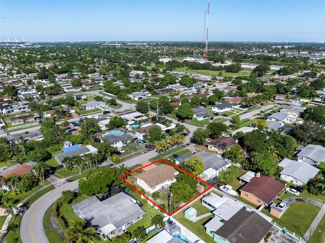 19611 NW 4th Ave, Miami Gardens, FL 33169