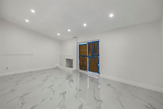 19611 NW 4th Ave, Miami Gardens, FL 33169