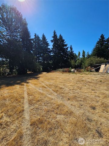 3225 41st Street NE, Tacoma, WA 98422