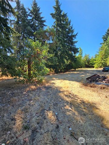 3225 41st Street NE, Tacoma, WA 98422