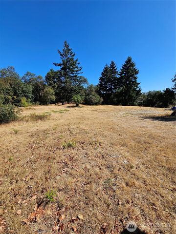 3225 41st Street NE, Tacoma, WA 98422