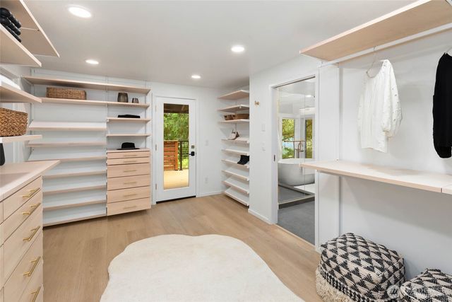 3235 E Ames Lake Drive NE, Redmond, WA 98053