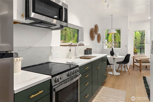 3235 E Ames Lake Drive NE, Redmond, WA 98053
