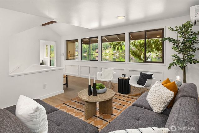 3235 E Ames Lake Drive NE, Redmond, WA 98053