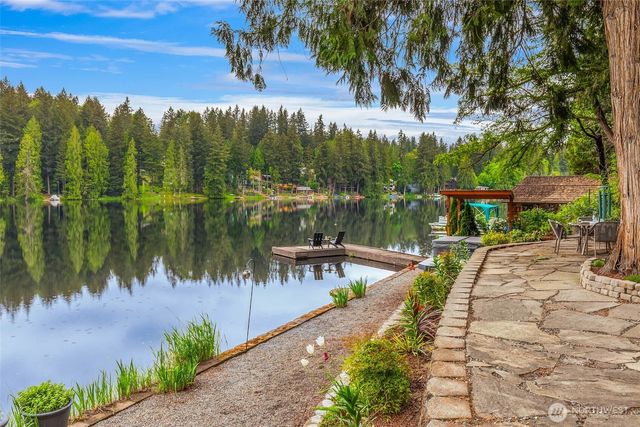 3235 E Ames Lake Drive NE, Redmond, WA 98053